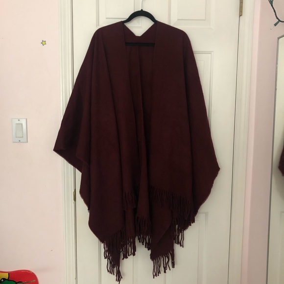 Shawl wrap poncho - Picture 1 of 2